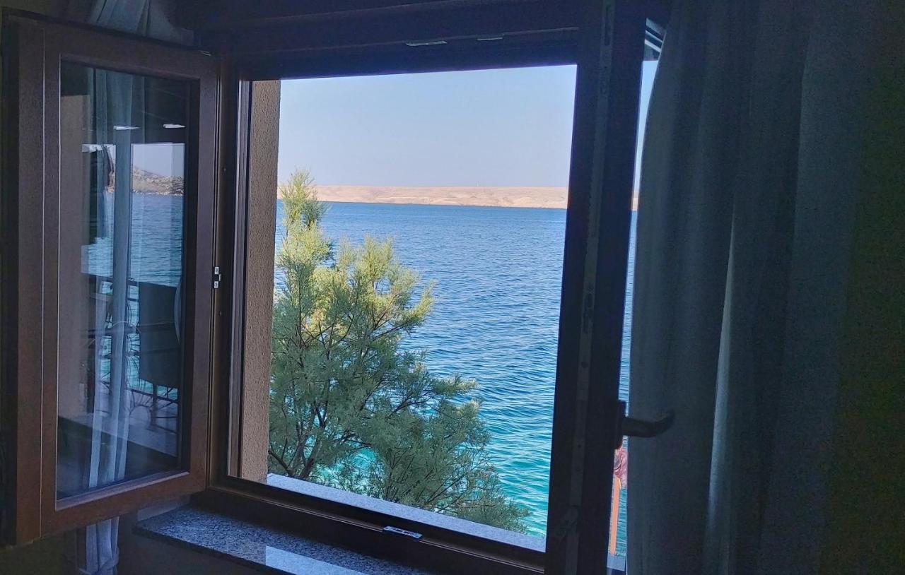 Apartmani Ana Karlobag Kültér fotó
